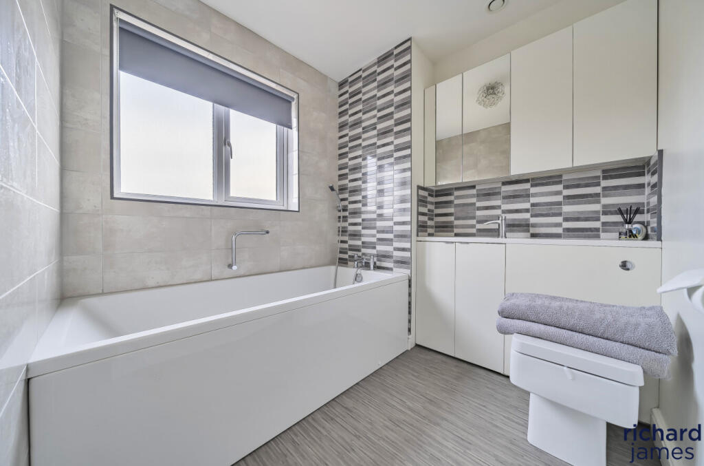 7fb80570d7fa4730995fc35ea74c3294