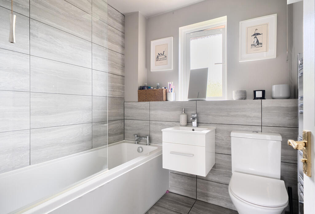 1346682-17-68b718...