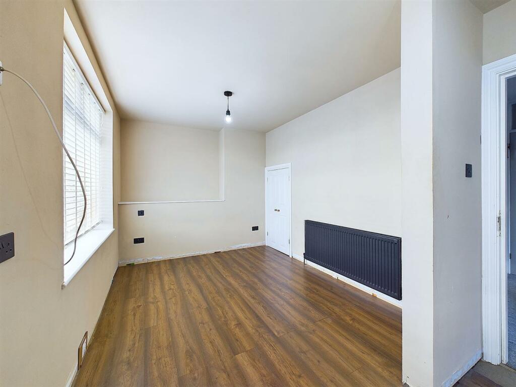 Front Bedroom.