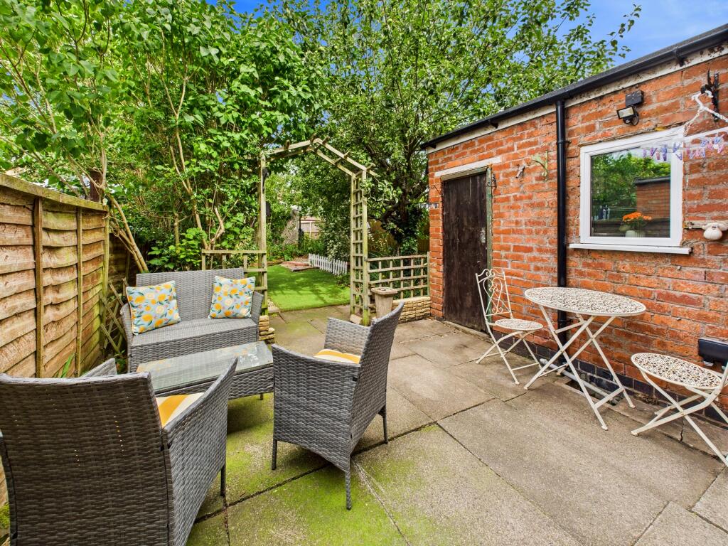 CAM05192G0-PR0097-STILL013