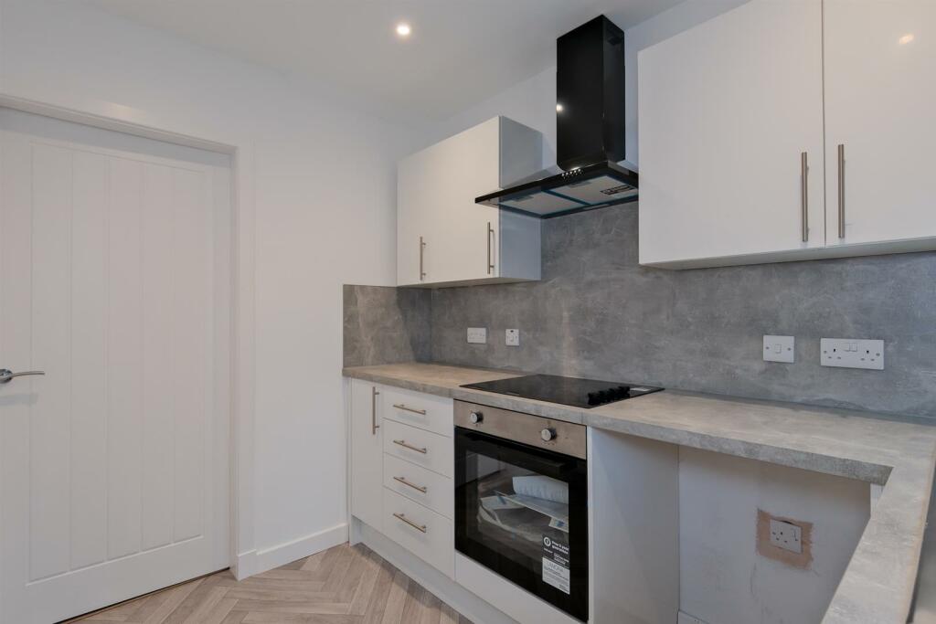 014-36 Earn Crescent, Wishaw ML2 0PE.jpg