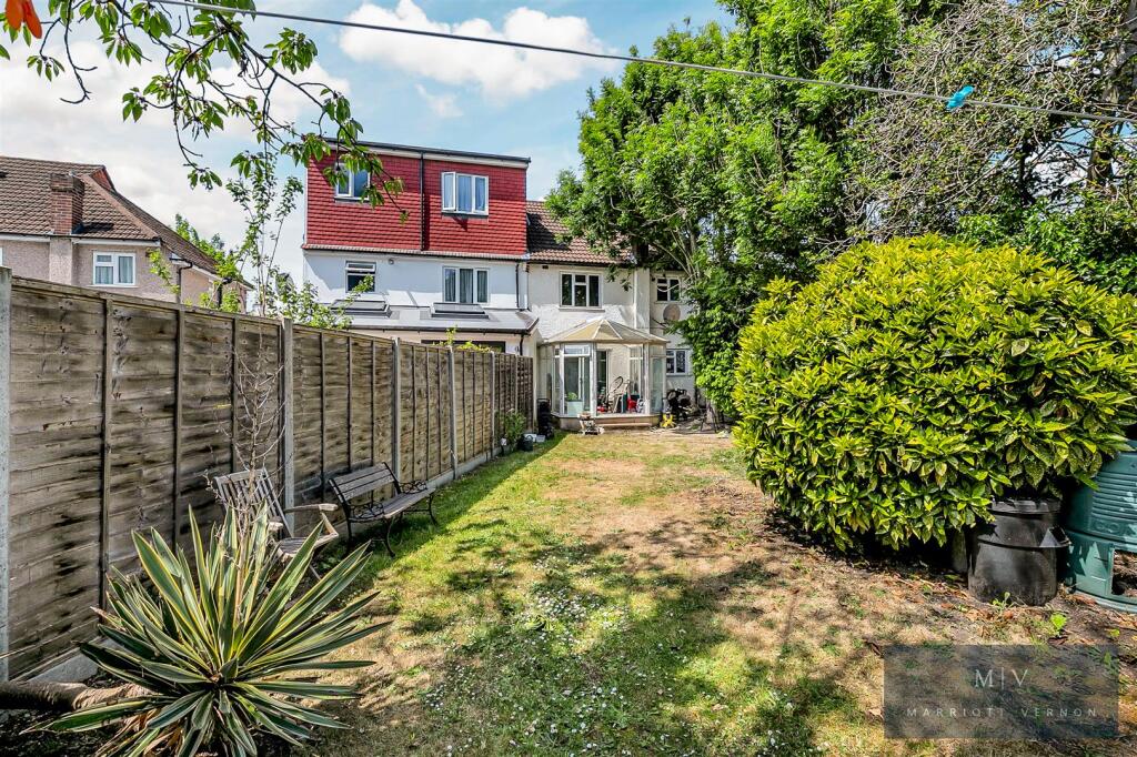 Violet Lane 109 MV-7.jpg