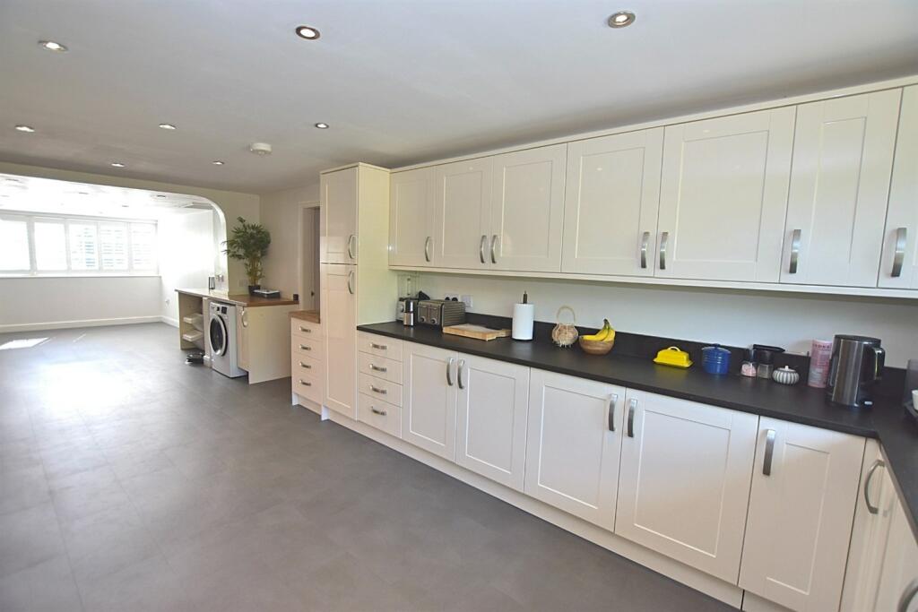 Kitchen Diner