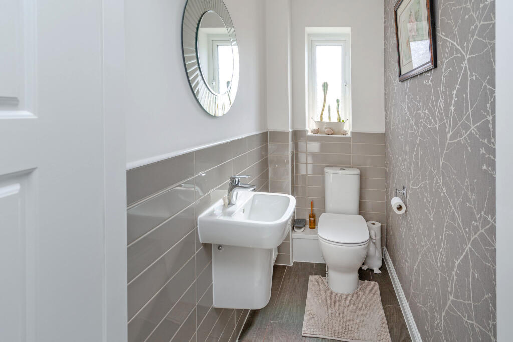 downstairs wc