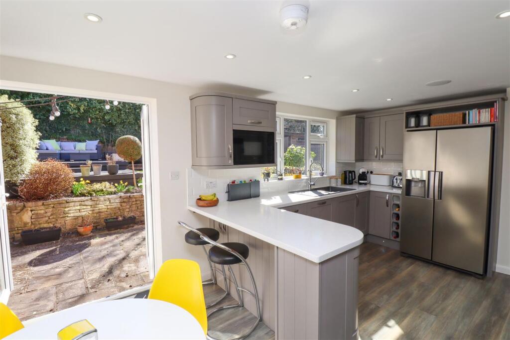 Kitchen/Breakfast Room