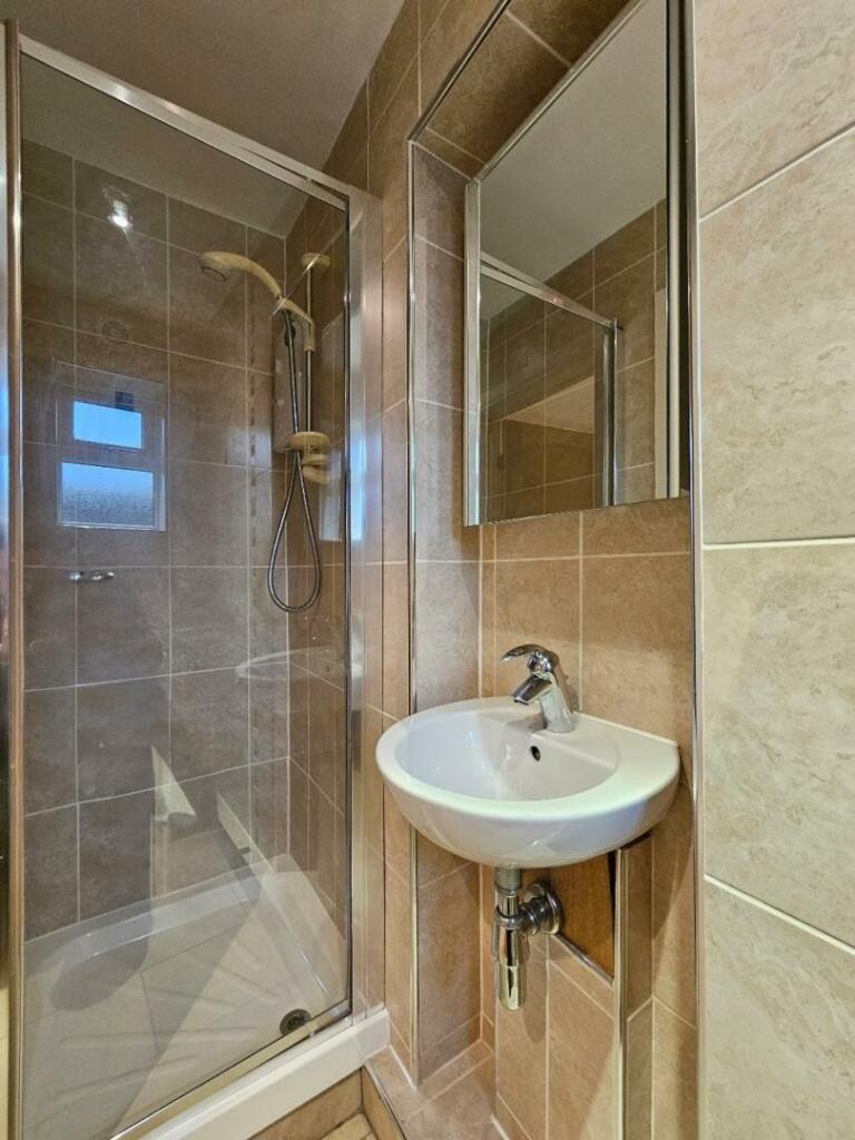 Ground Floor Shower/WC
