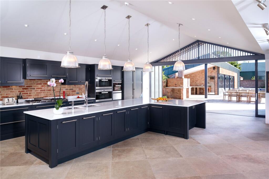 Kitchen / Breakfast