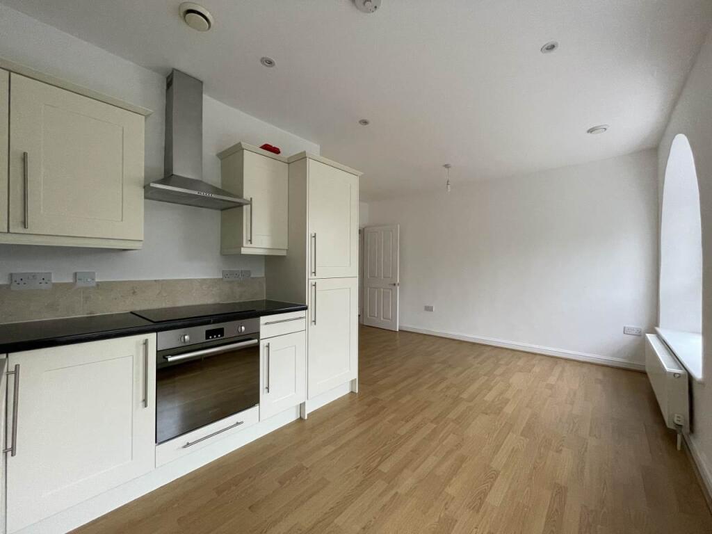 Kitchen Lounge
