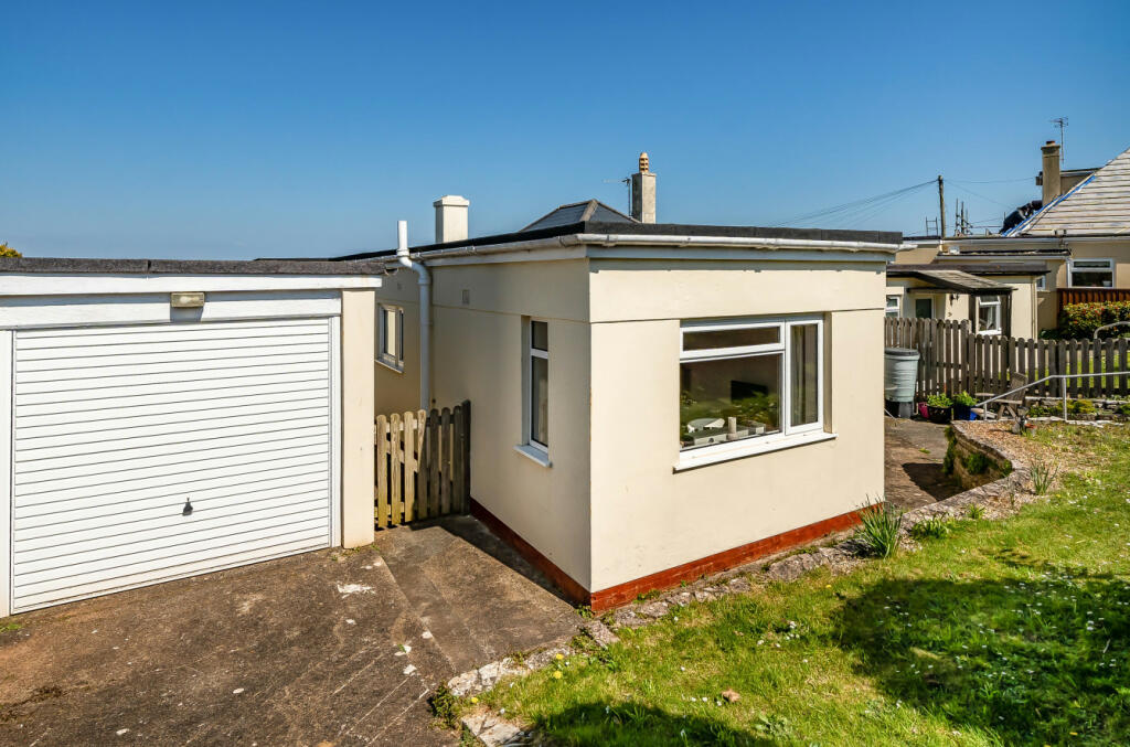 Front/Garage