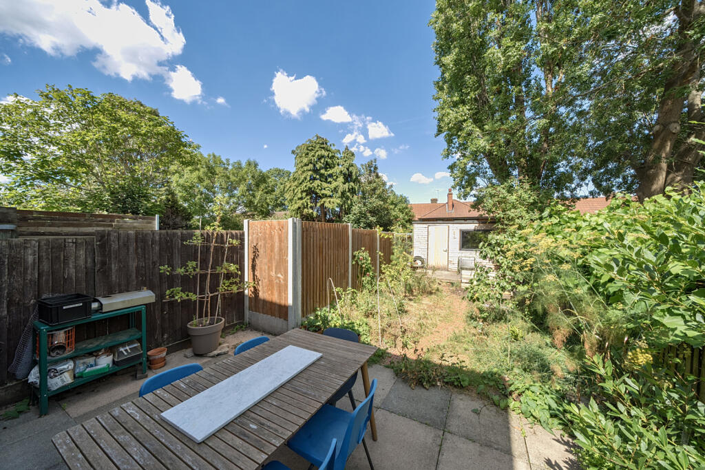 1316321-12-686fcf...