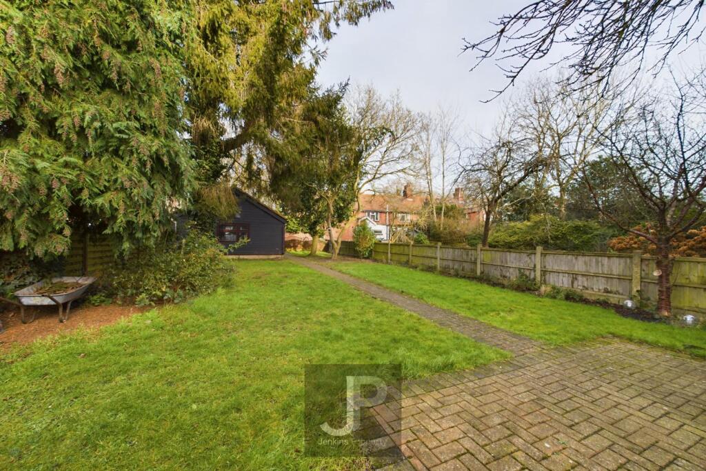CAM01632G0-PR0162-STILL024.jpg