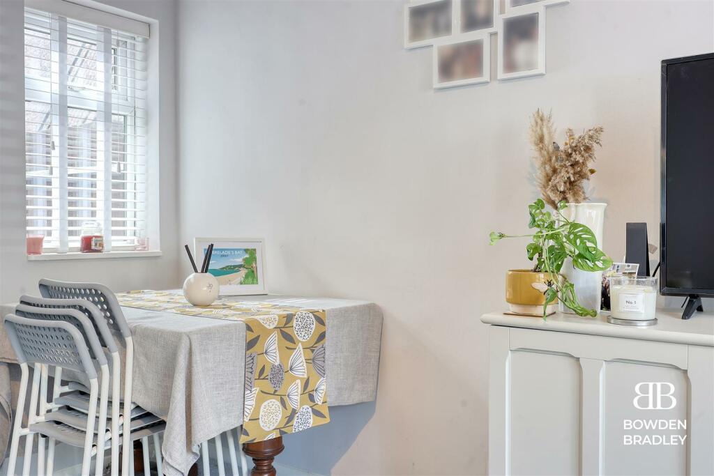 Lounge/Diner