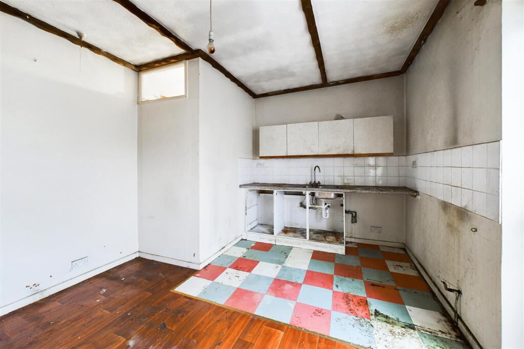 3 - 5 Hinton Road, Greenbank, Bristol BS5 6HA |Fre