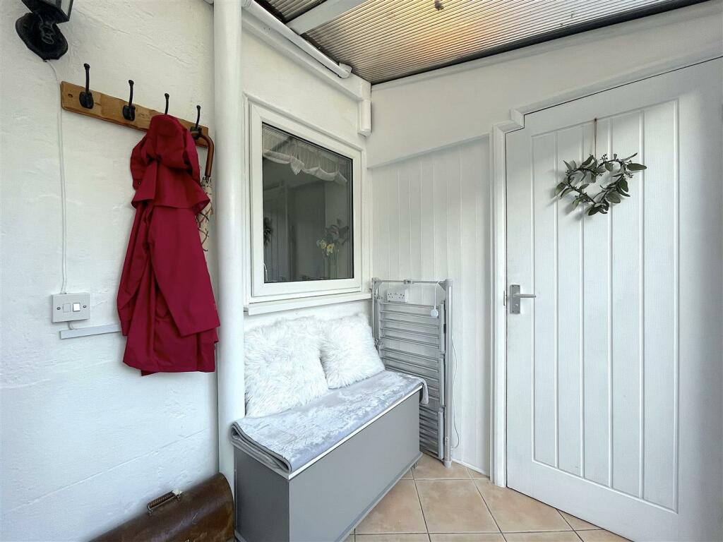 Garden Room (2).jpeg