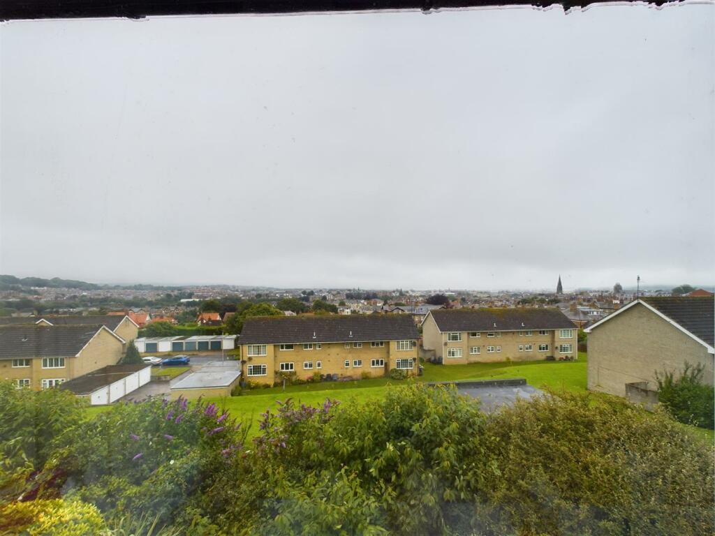 CAM03358G0-PR0098-STILL003.jpg