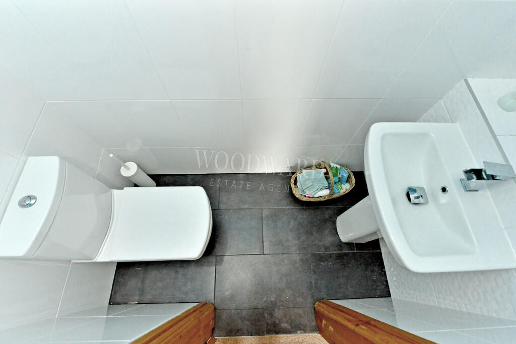 Cloakroom/WC