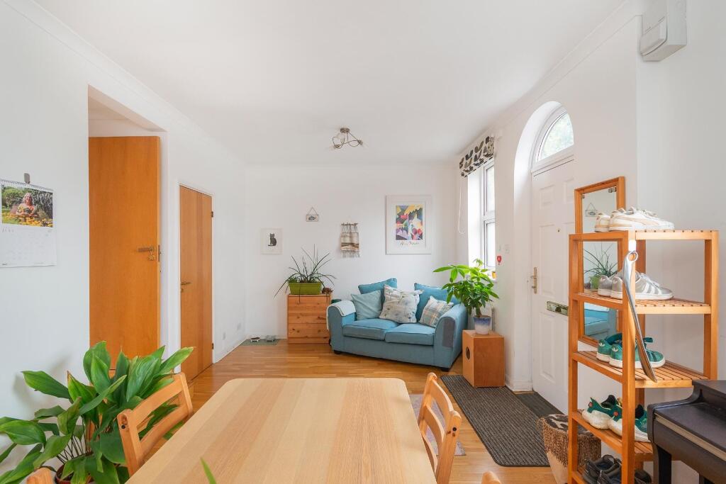 0W6RWW - Lounge Diner A.jpg