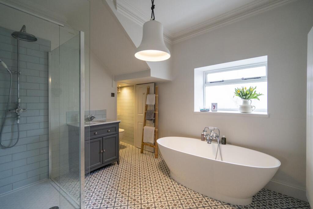 Whitburn House Lodge-29.jpg