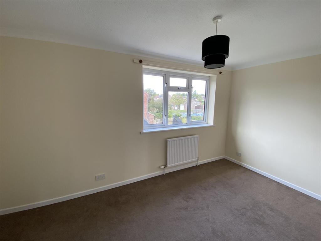 Bedroom 1.jpeg
