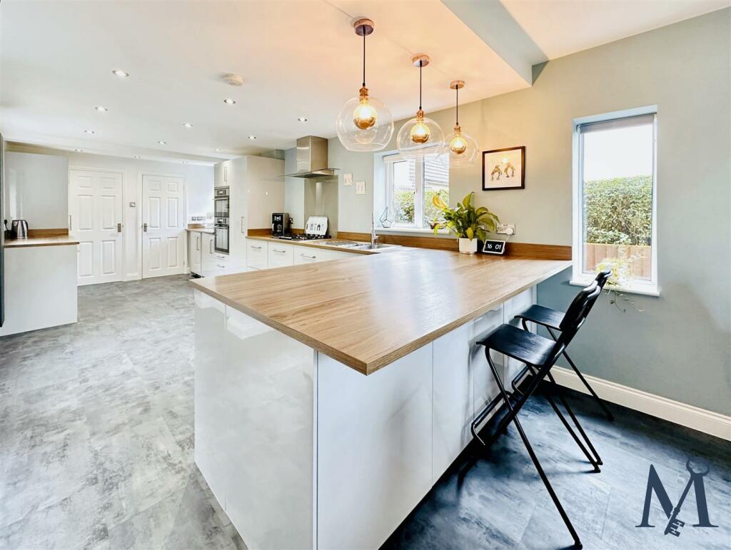 Open Plan Dining Kitchen