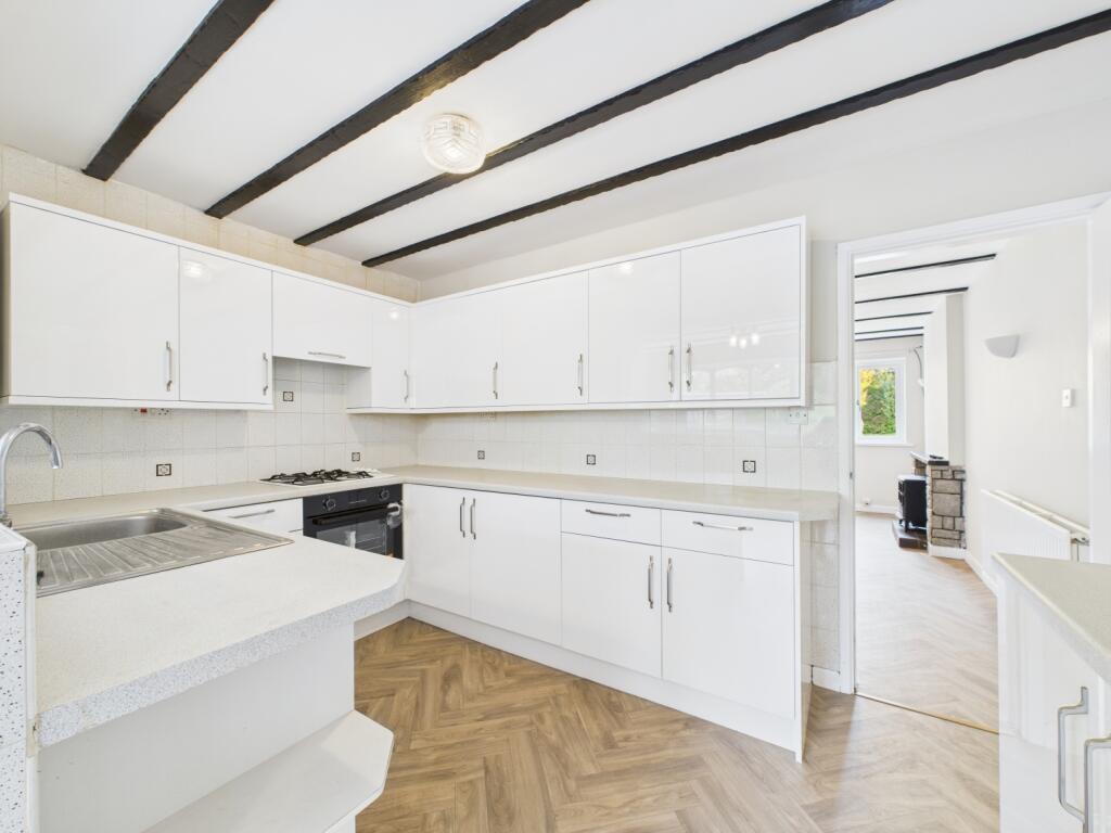 CAM02023G0-PR0178-STILL015