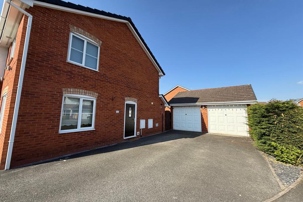 Detached Double Gara