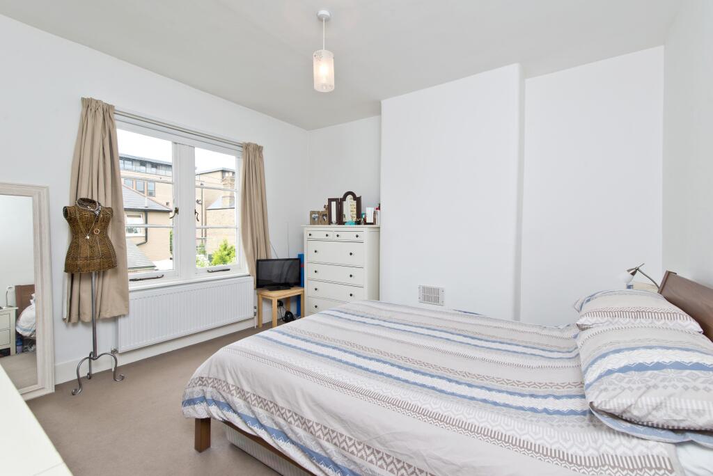 11 Bertram Cottages-