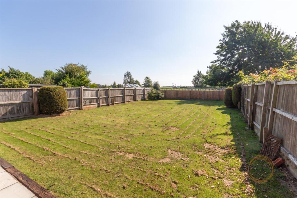 29 churhc lan e-05.jpg