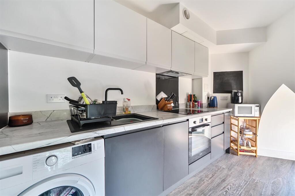 Lounge/Diner/Kitchen