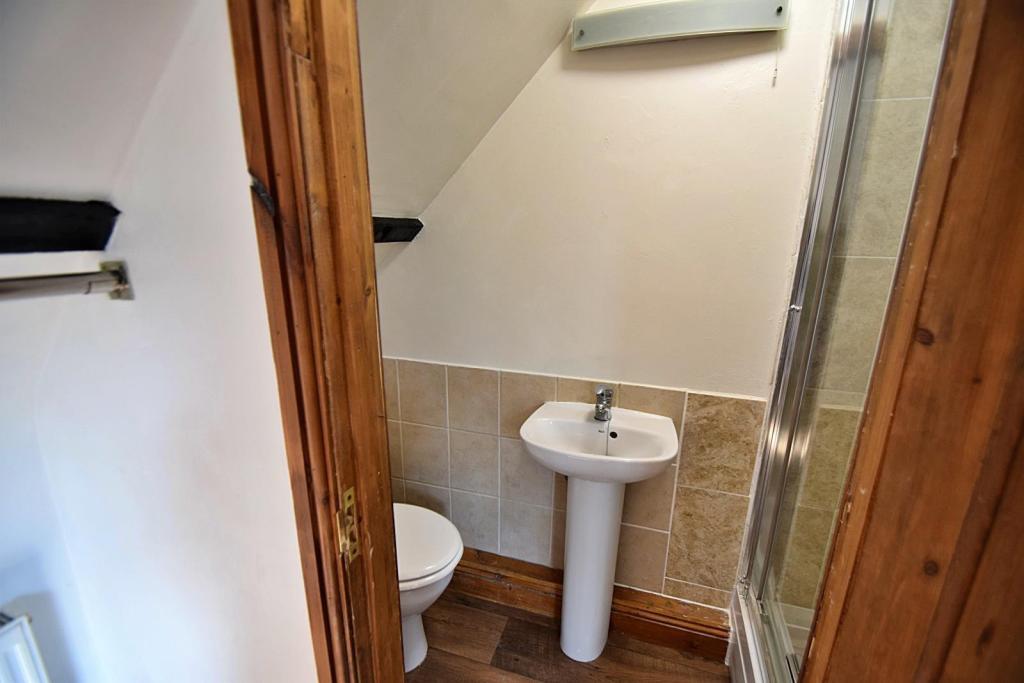 Ensuite bathroom