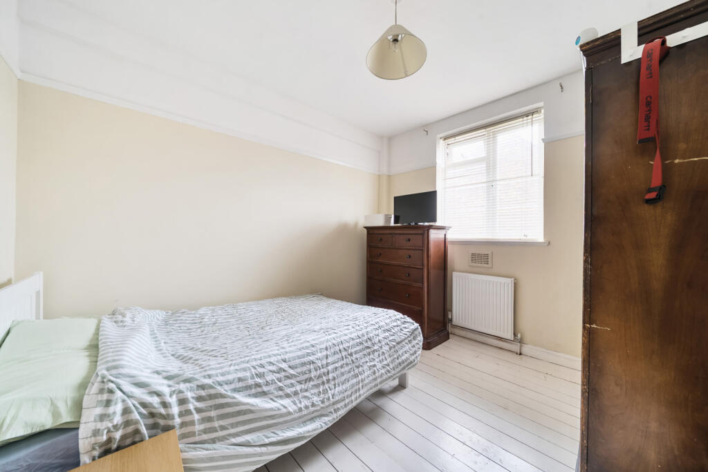 1303953-9-6842a78...