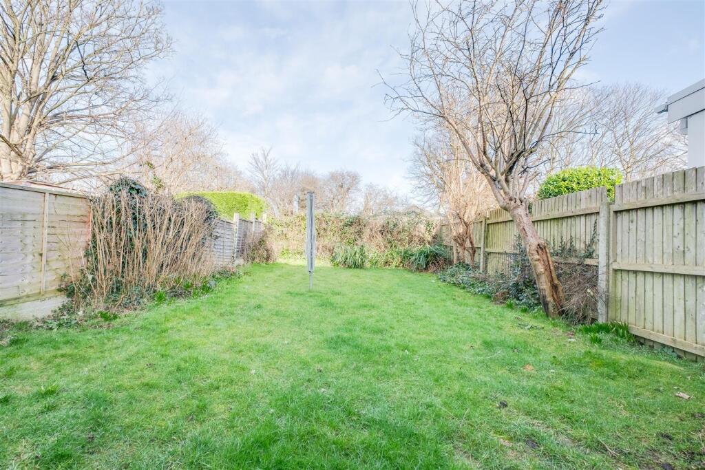 Constables - Moorfield-6.jpg