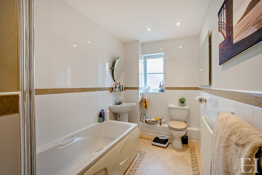 8639596-interior2...