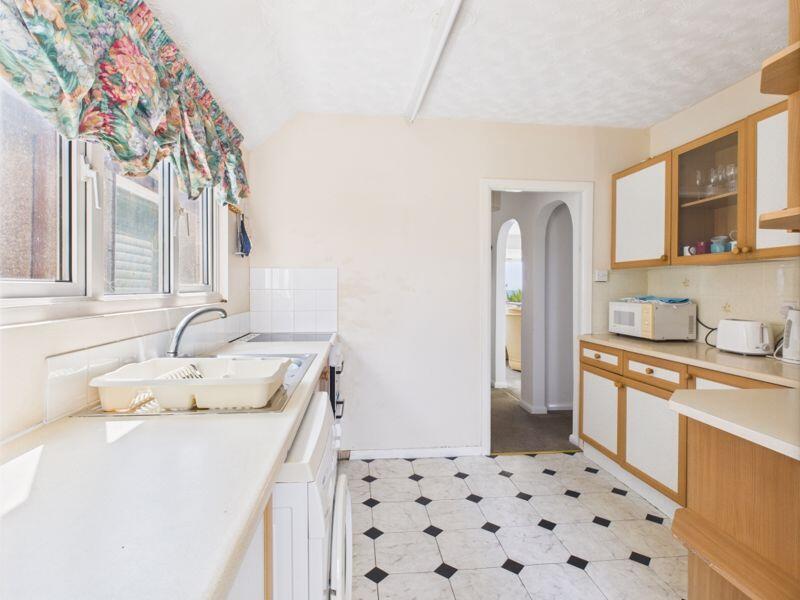 Kitchen towards hallway