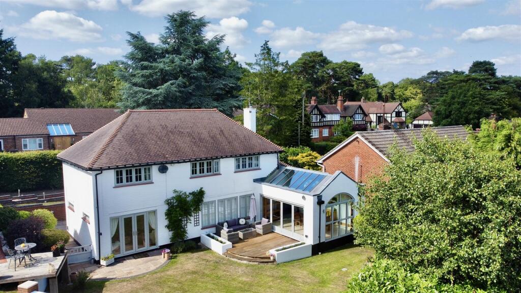 dji_fly_20250616_161140_538_1750086707058_photo_op