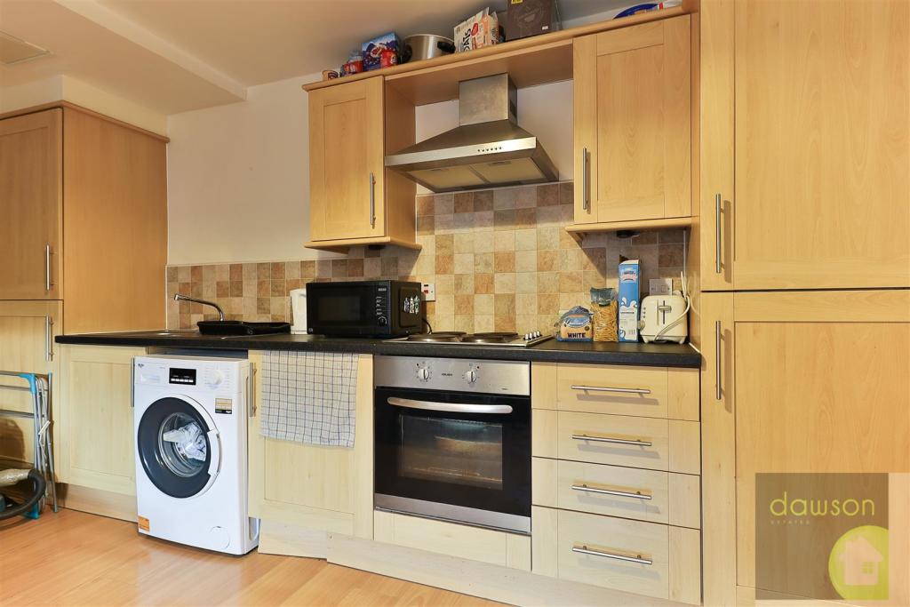 Lounge/Kitchen