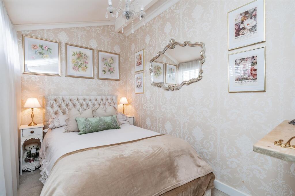 87 Punch Croft-HR18.jpg