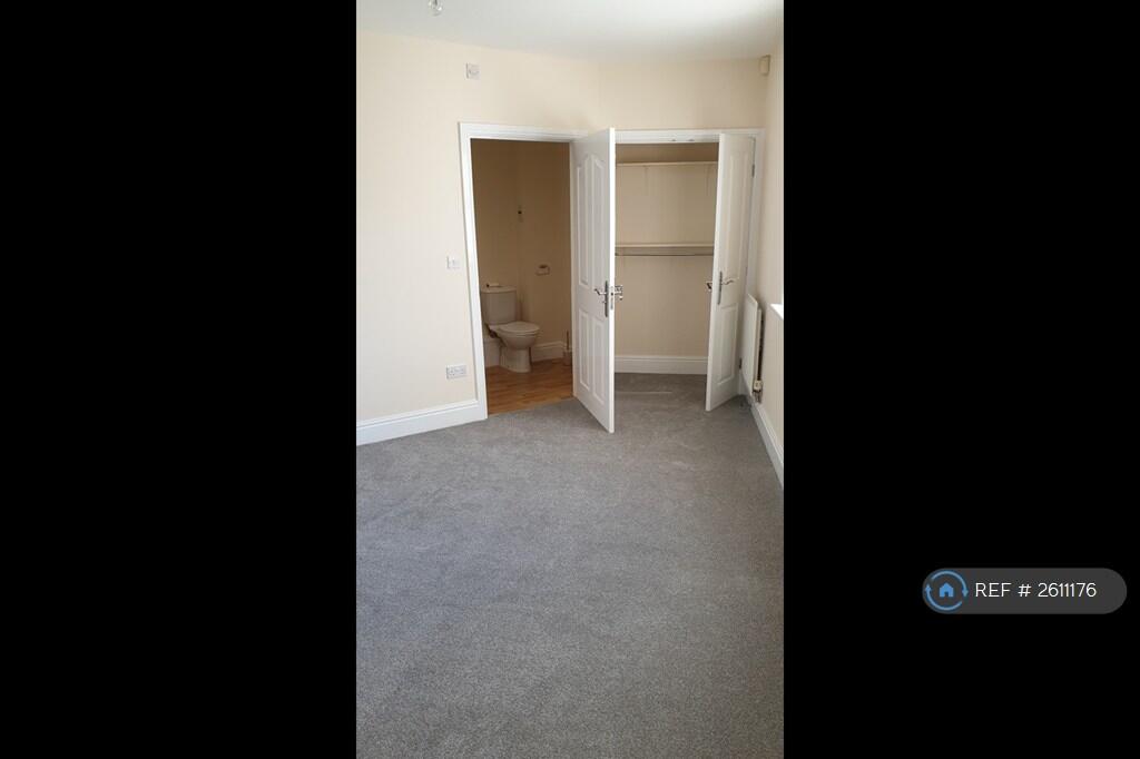 Main Bedroom With Ensuite