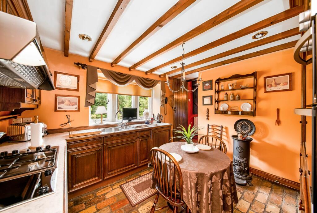 BREAKFAST KITCHEN