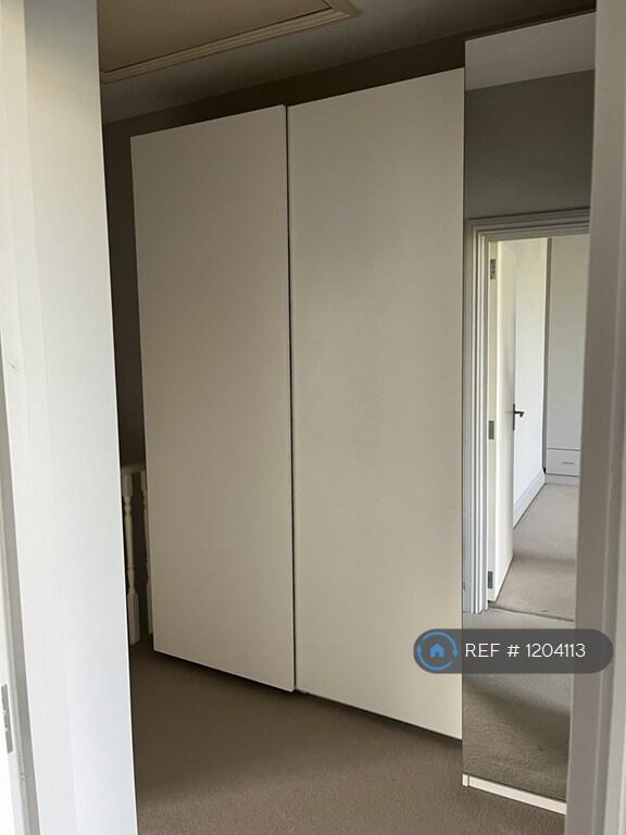 Storage Available On Landing