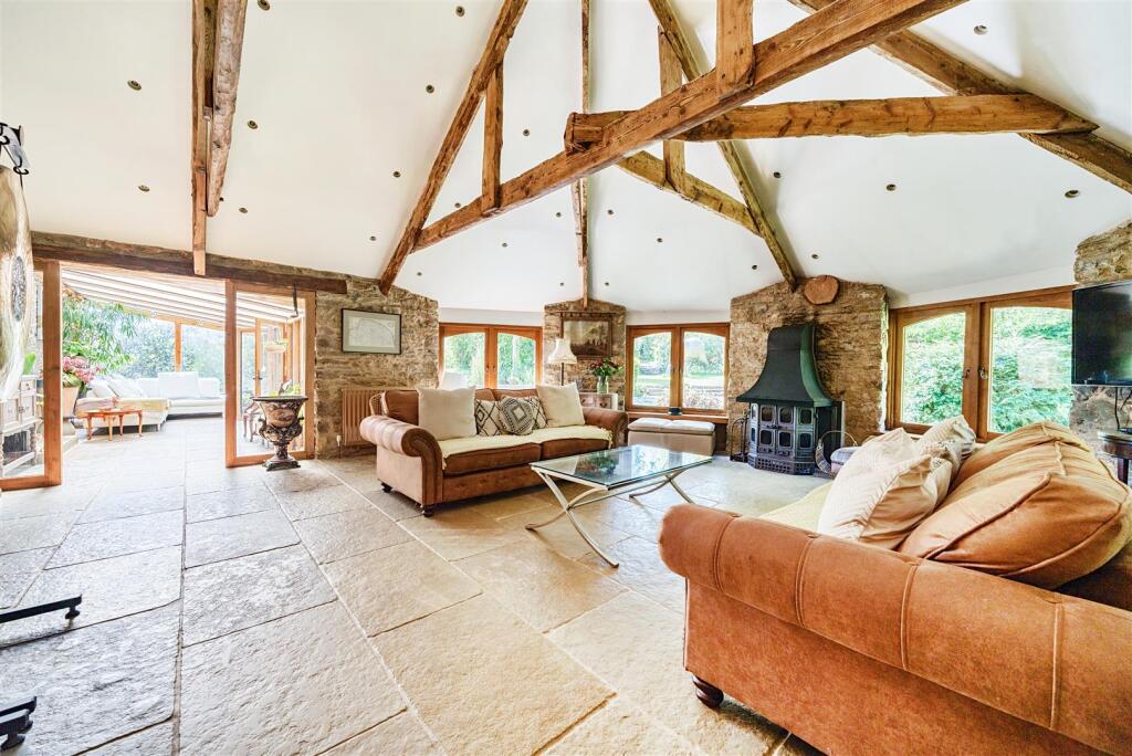 TRH Sitting Room.jpg