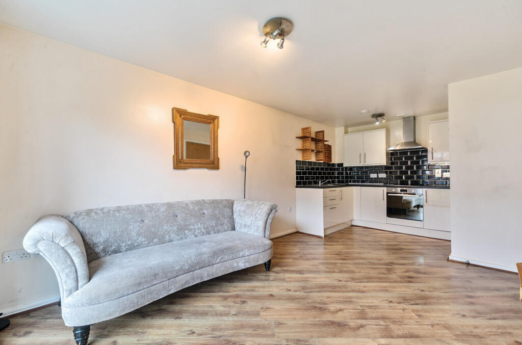 1318965-7-6874f03...