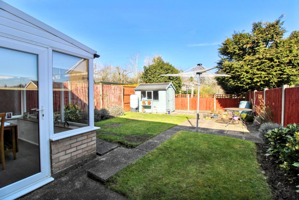 BACK GARDEN