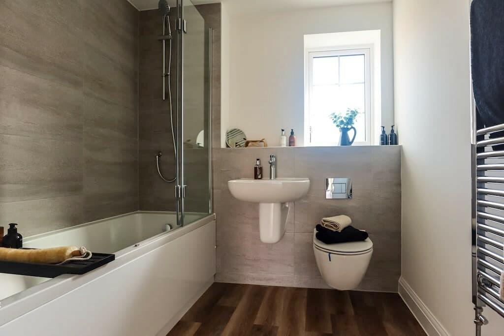 Ex 2 bed bungalow
