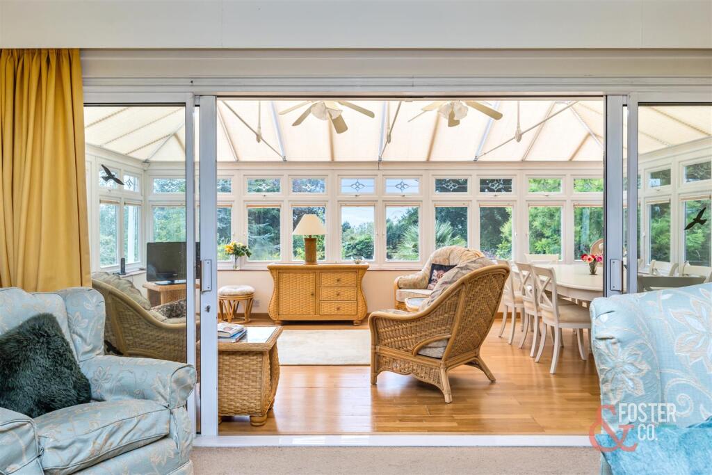 Dyke Road, 327-016.jpg