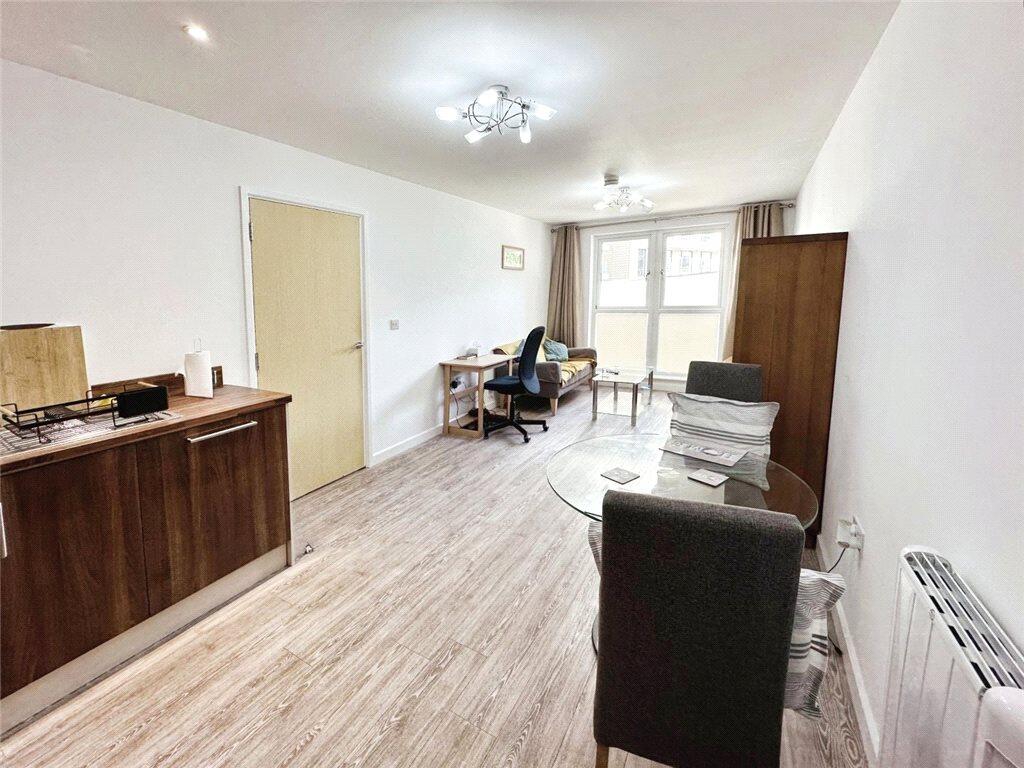 Kitchen/Living Room
