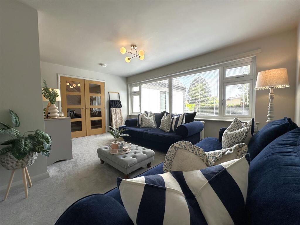 Large Reception Room 113