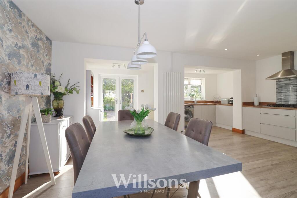 Dining Kitchen