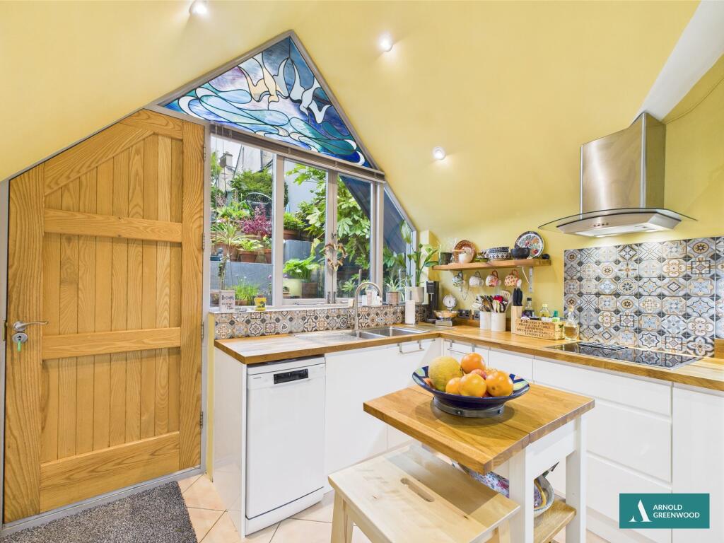 Lounge/dining room/kitchen