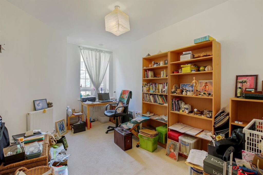 0f02af02-b7b4-4bd1-bea7-bba6cf5ed12dLEMCS - 4 Beck